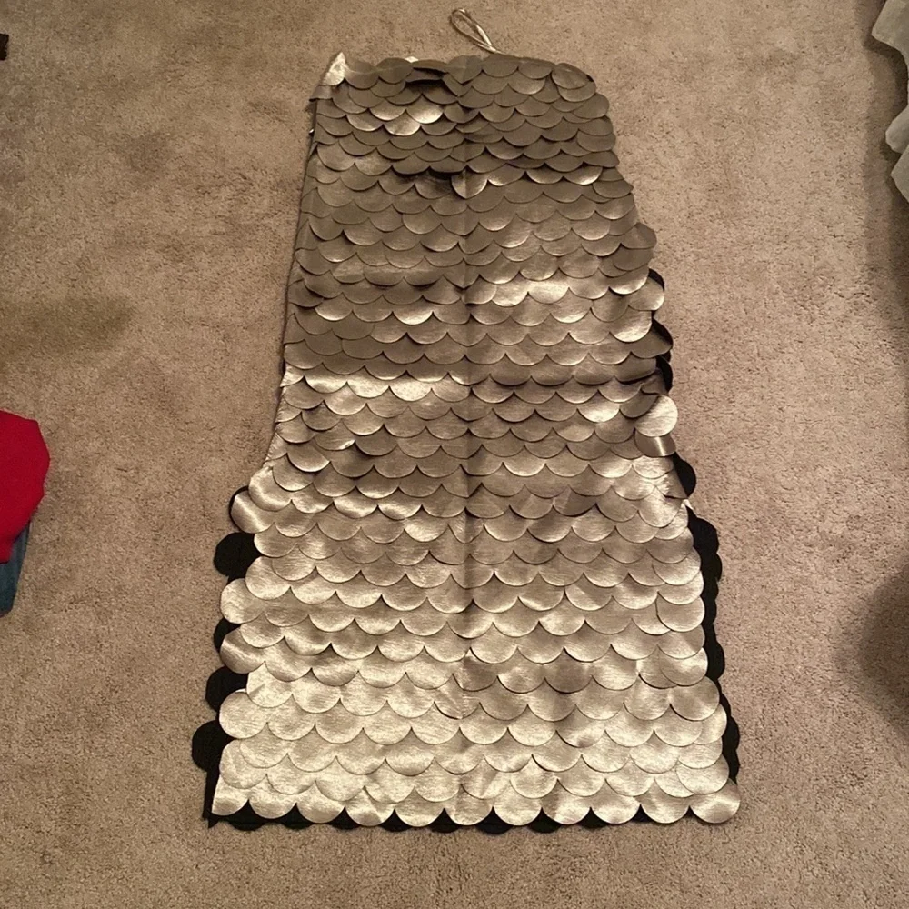 SAU- NWT Square Neckline Metallic Textured Midi Dress - Picture 3 of 7